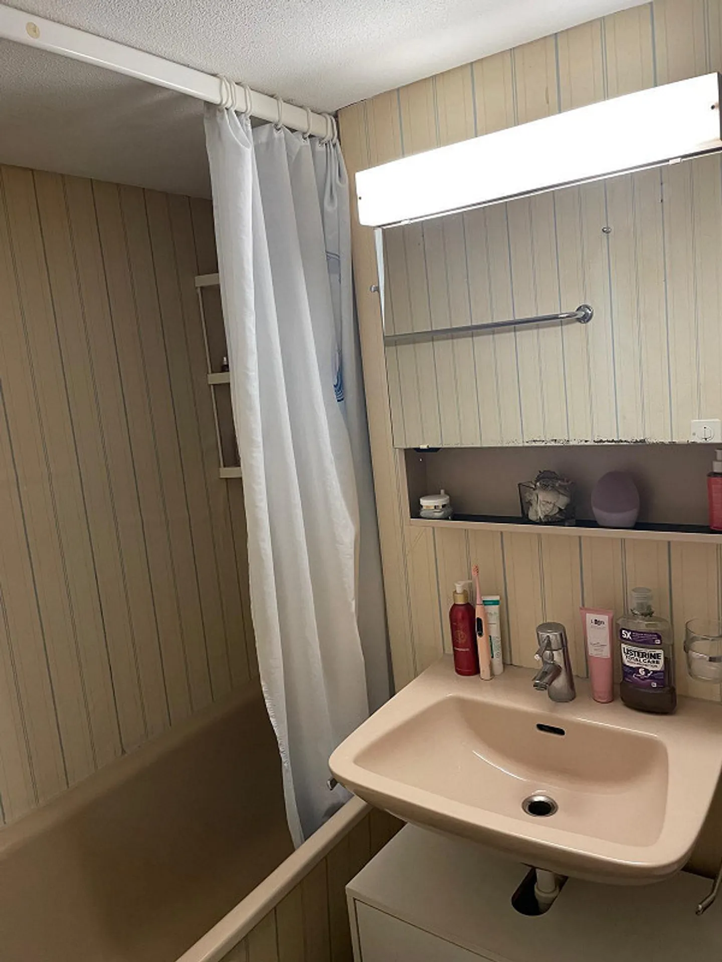 Appartamento cittadino 2,5 locali con terrazza da sogno e sole serale - Foto 14 di 19