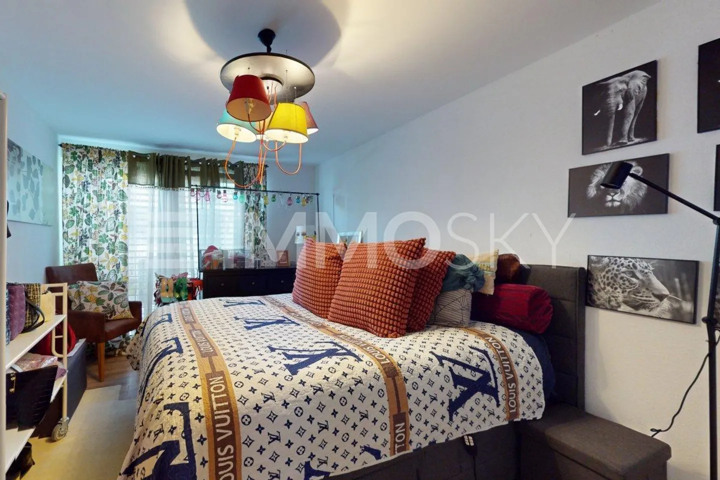 Magnificent ground floor apartment - Photo 2 of 5