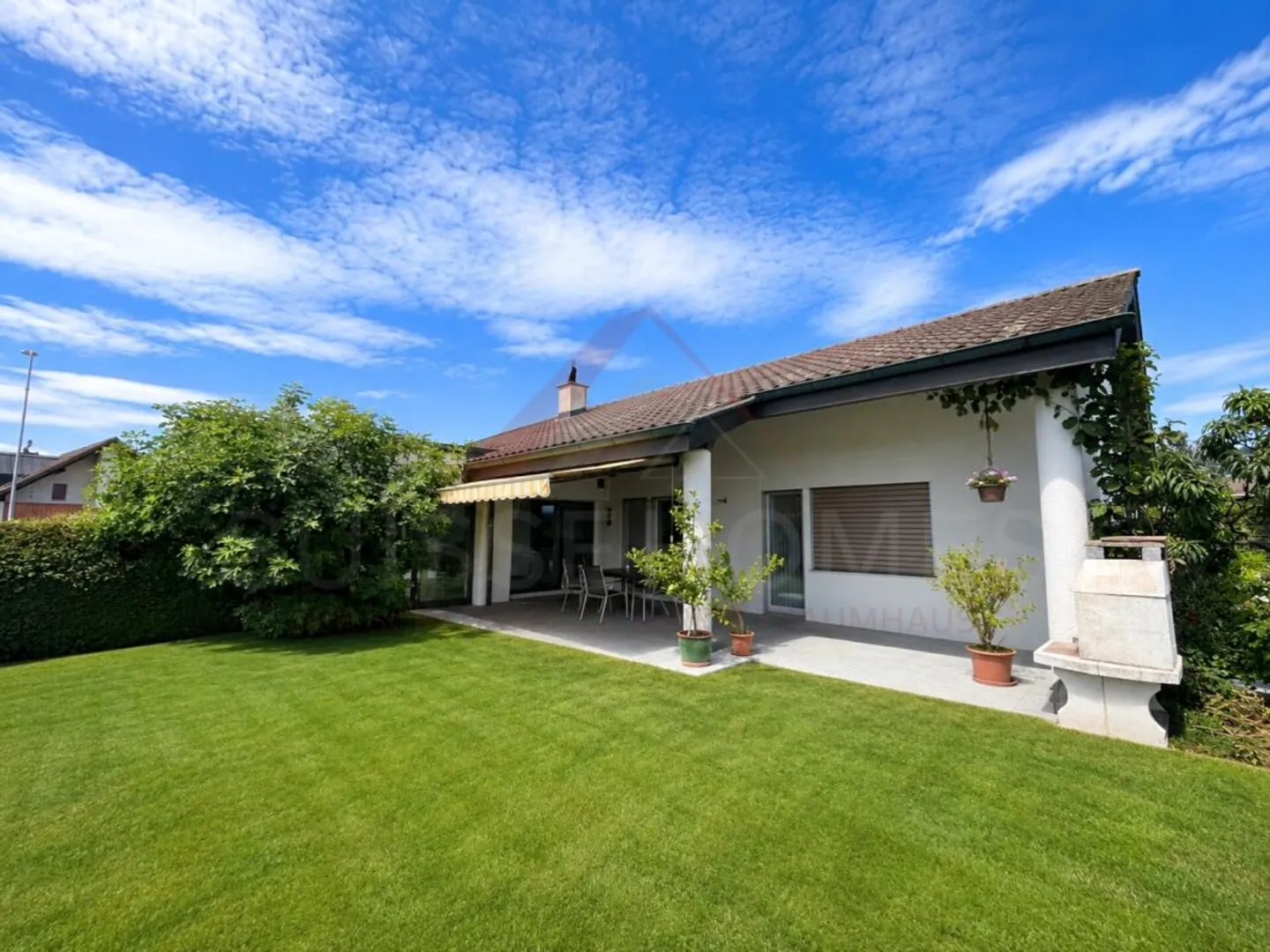 Charmante maison familiale avec vue alpine - Photo 1 sur 9