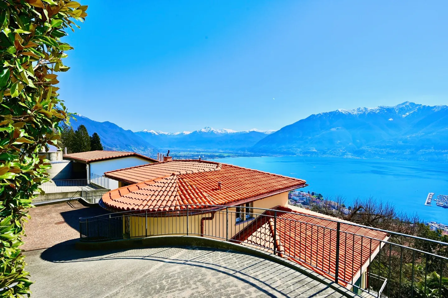 Villa in vendita - Foto 1 di 10