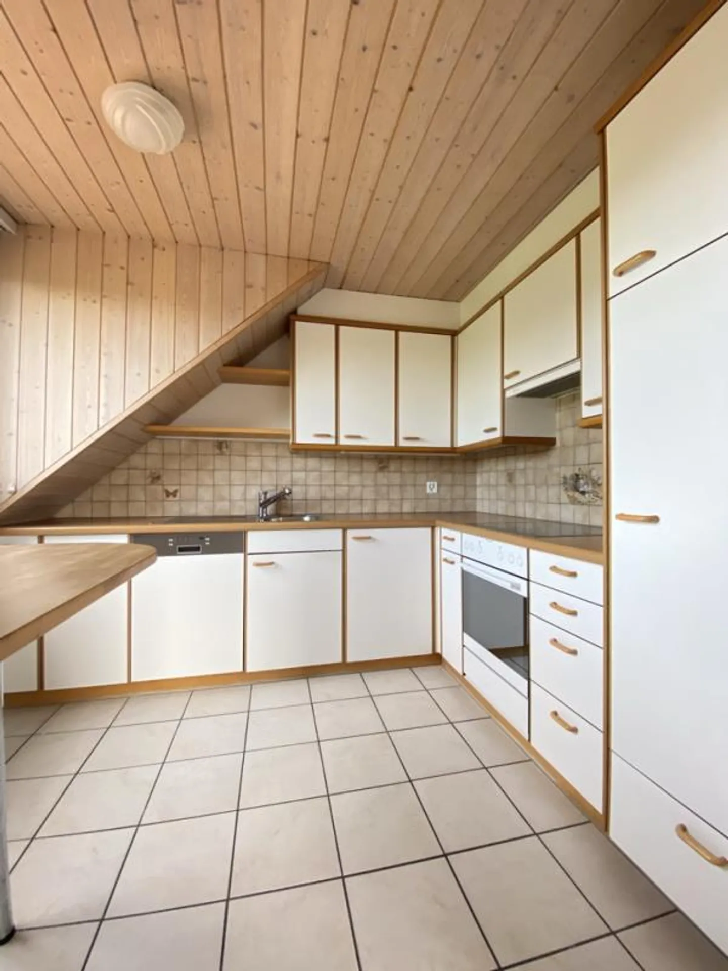 Helle Wohnung mit Aussicht ins Grüne - Foto 1 von 8