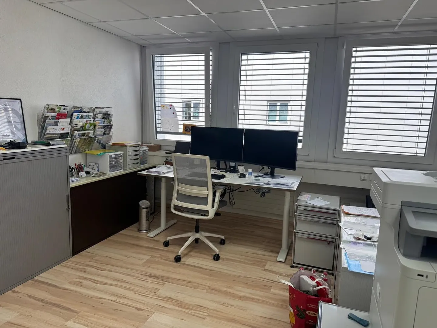 Ufficio luminoso di 105 m² al 2° piano a Egg - disponibile immediatamente - Foto 3 di 7