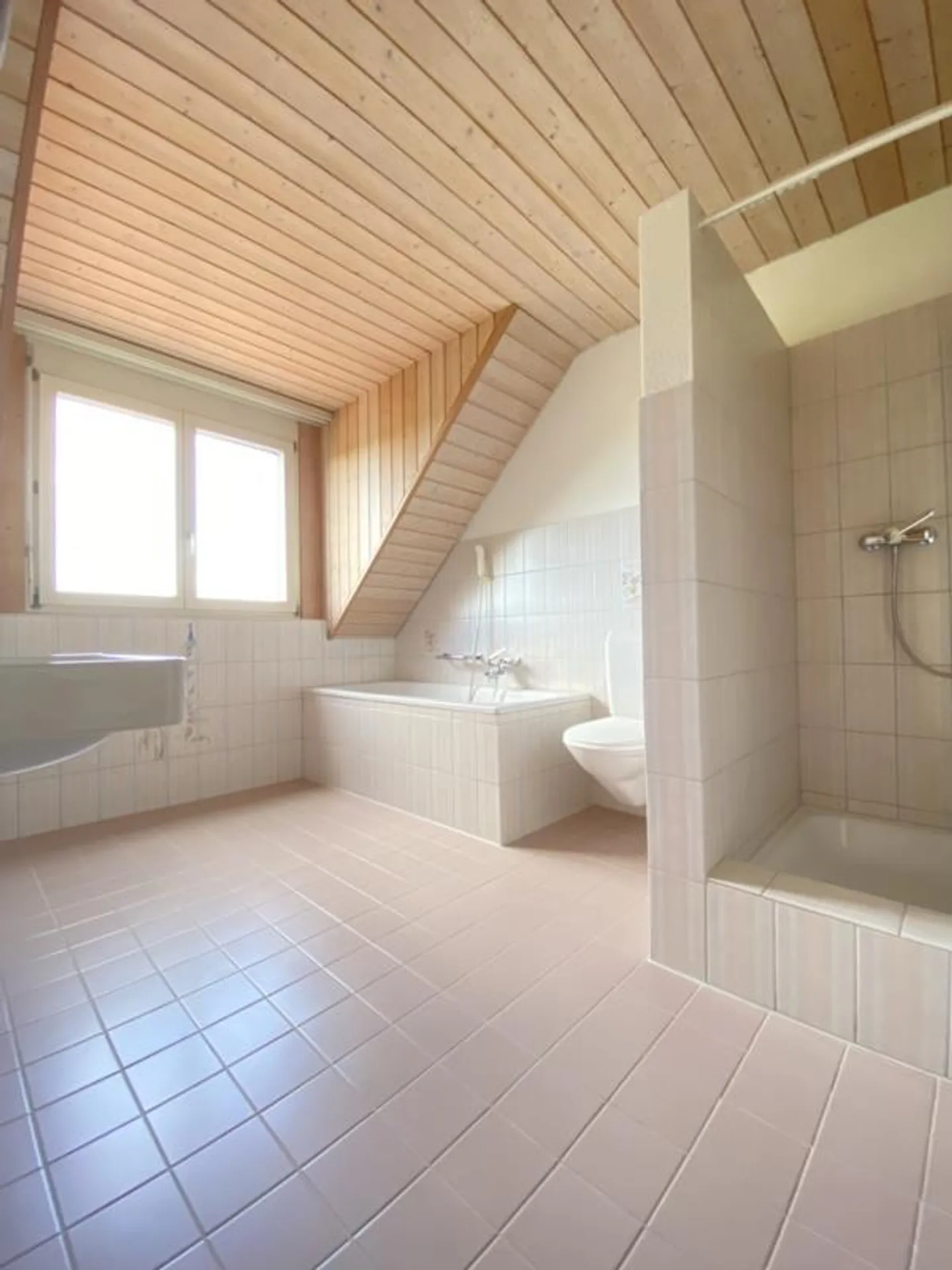 Helle Wohnung mit Aussicht ins Grüne - Foto 7 von 8