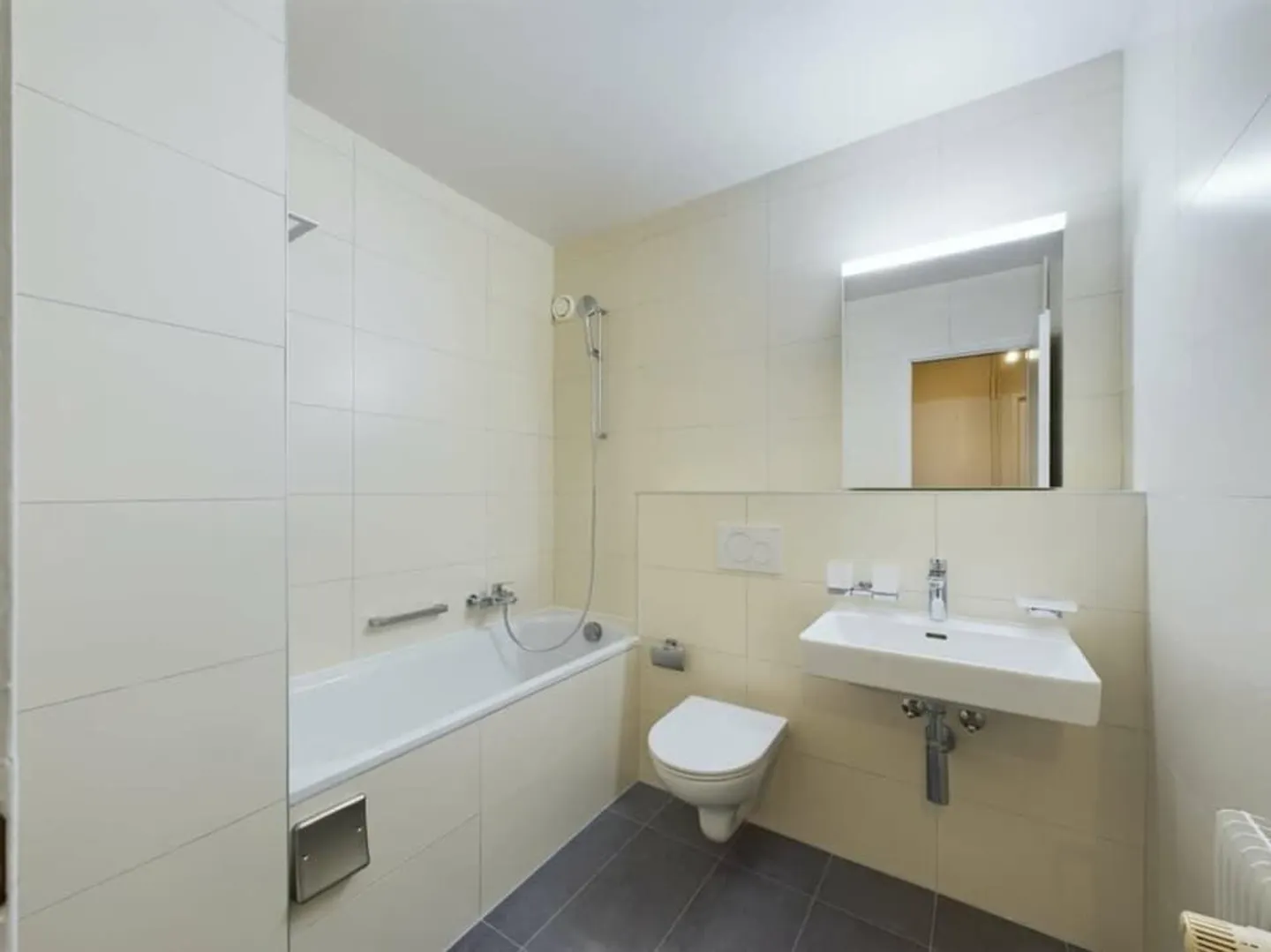 Appartement de 2 pièces au niveau -1 à Lausanne - Photo 5 sur 6