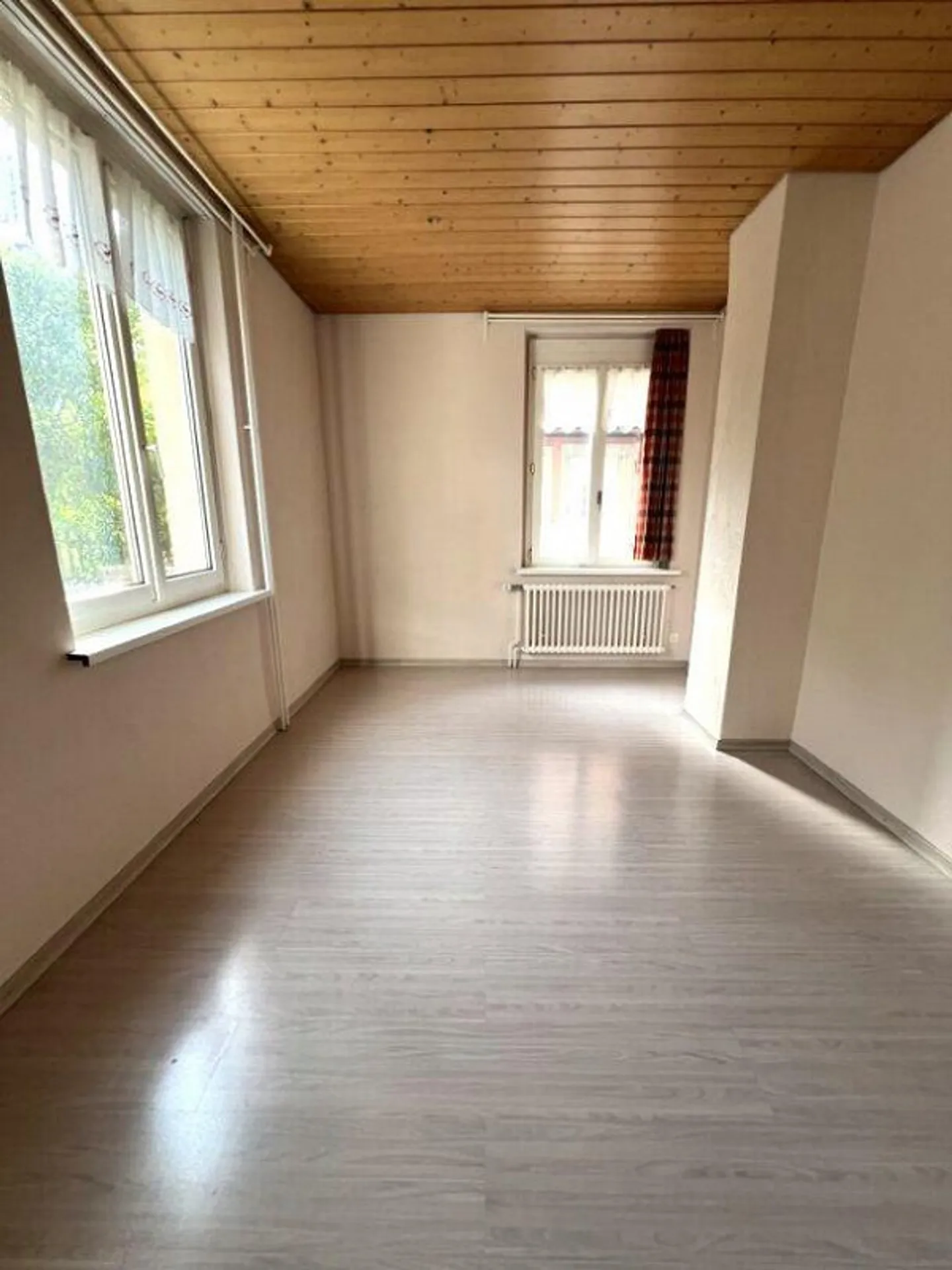 3 ½-Room Apartment with Garden Seating Area, Limited Term - Photo 6 of 13