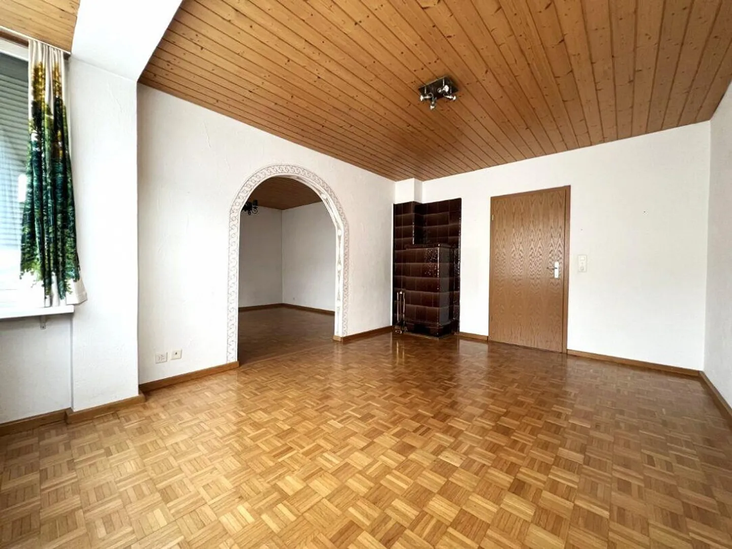 3 ½-Room Apartment with Garden Seating Area, Limited Term - Photo 11 of 13