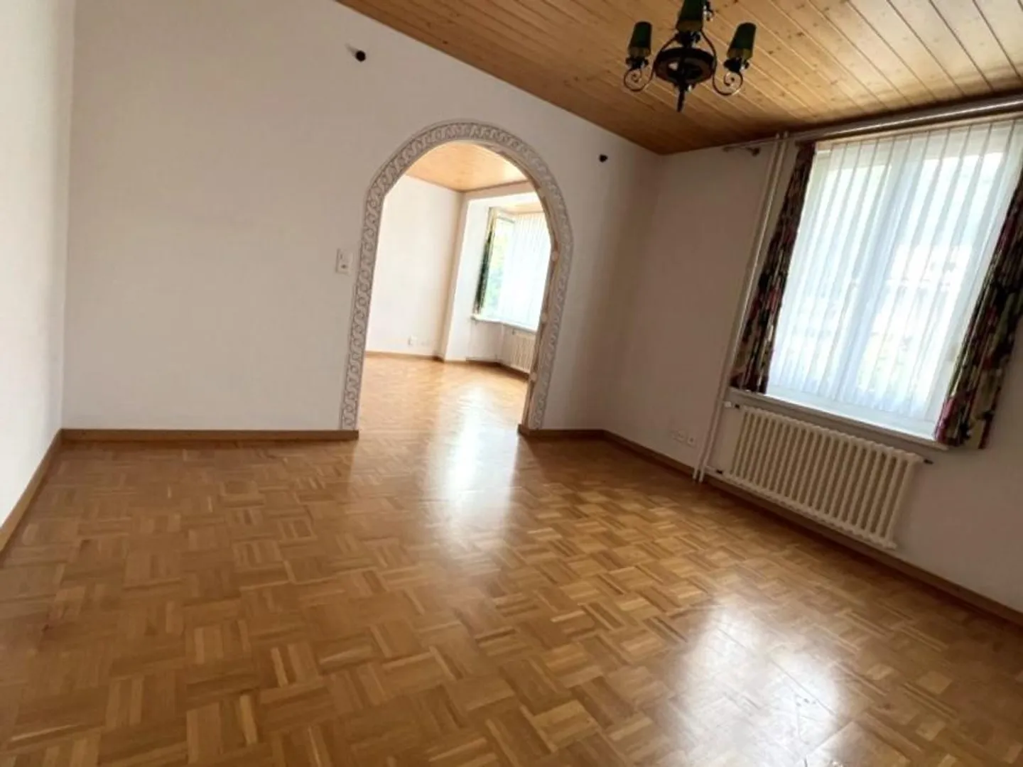 3 ½-Room Apartment with Garden Seating Area, Limited Term - Photo 12 of 13