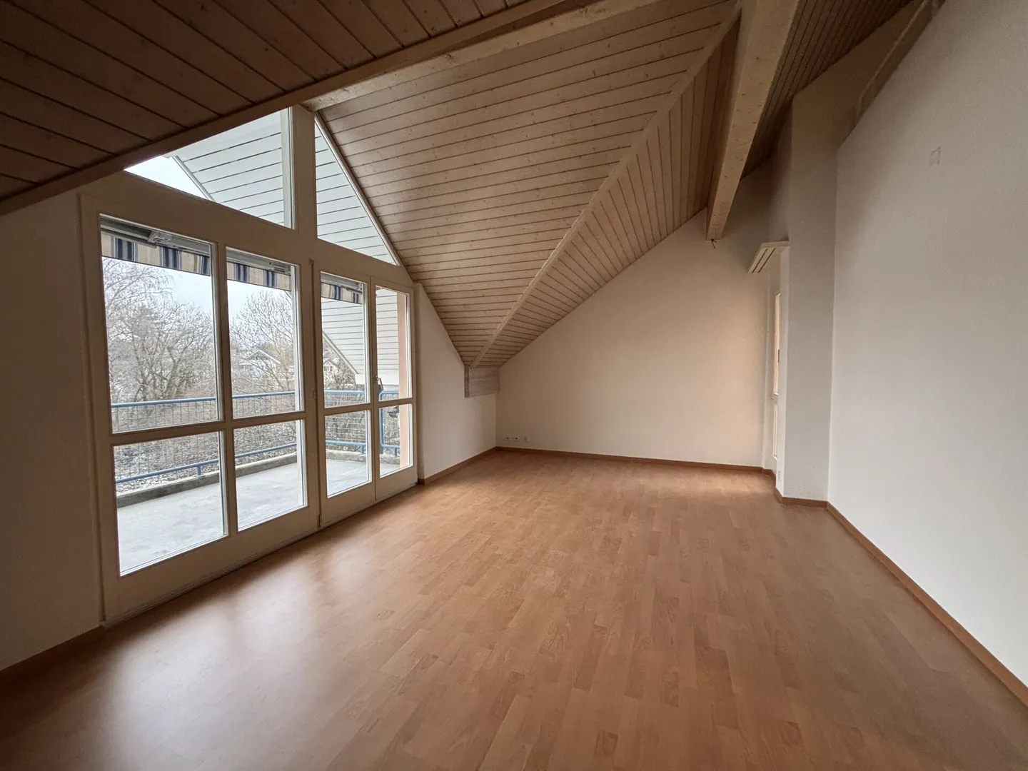 Appartamento 3½ locali appena ristrutturato - Foto 3 di 12