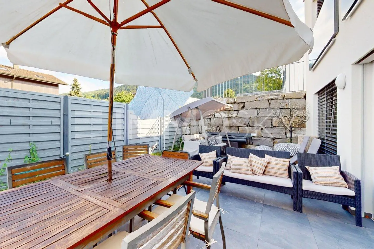 Magnificent ground floor apartment - Photo 4 of 5