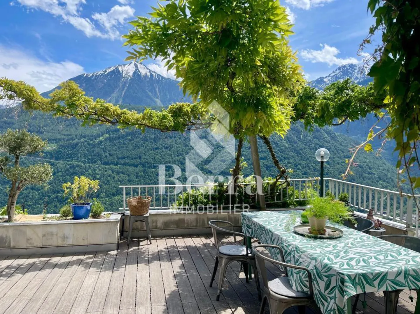 Magnificent individual house - Photo 6 of 13