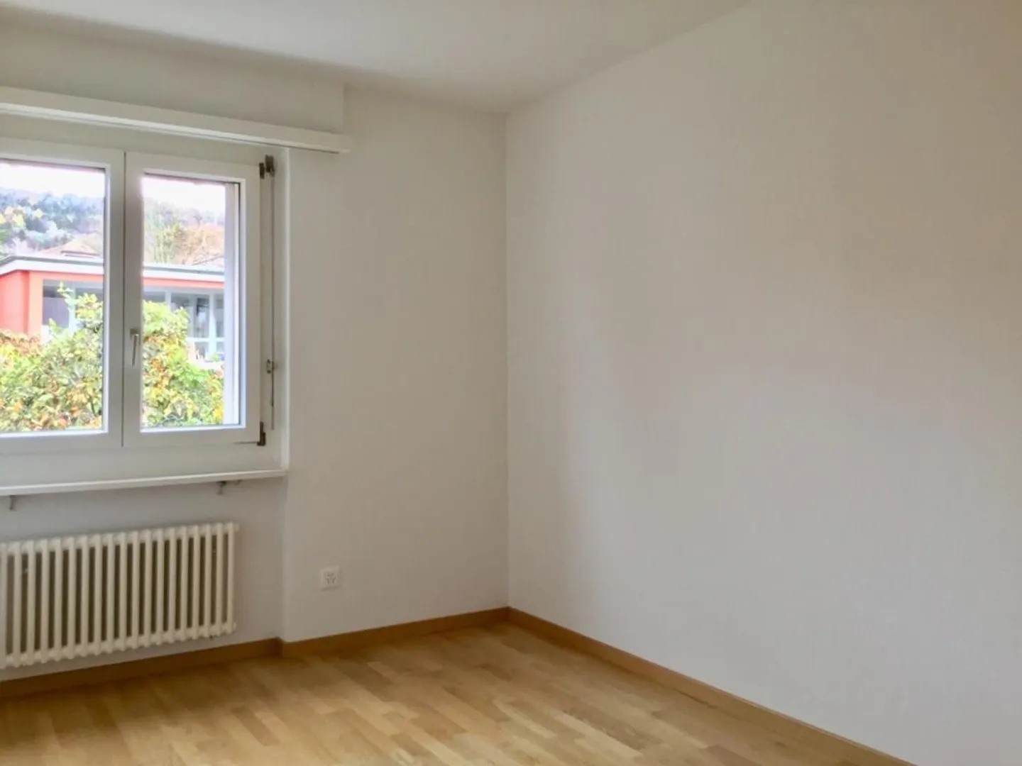 Appartement 4 pièces dans un bel emplacement à Unterengstringen - Photo 6 sur 7