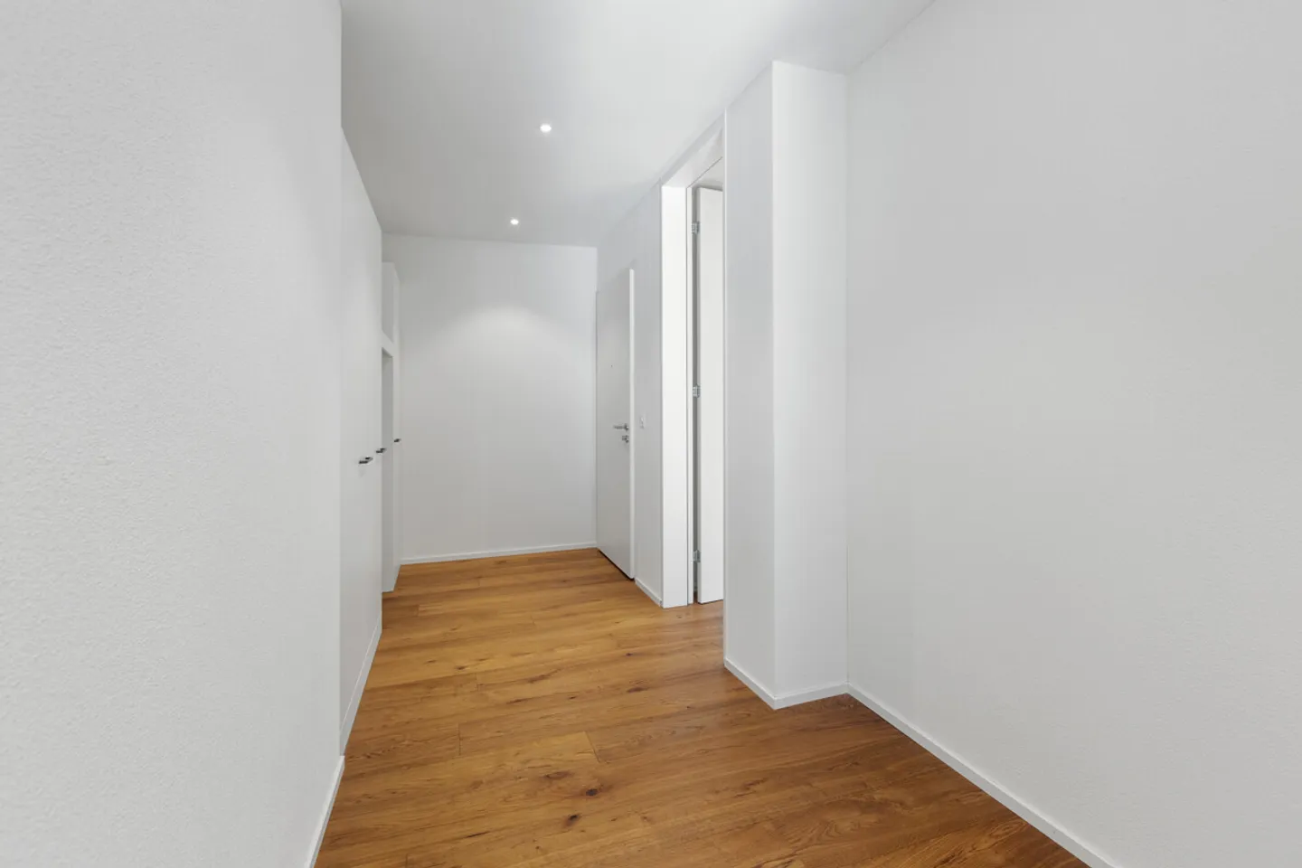 Première occupation dans le quartier Ziegelei : Appartement neuf de 4,5 pièces de haute qualité - Photo 3 sur 5