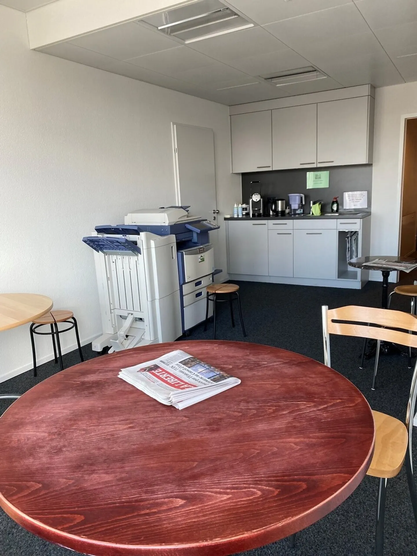 SUPERFICIE AMMINISTRATIVA MODERNA DI 300 M² CIRCA SITUATA AL 4° PIANO - Foto 4 di 4