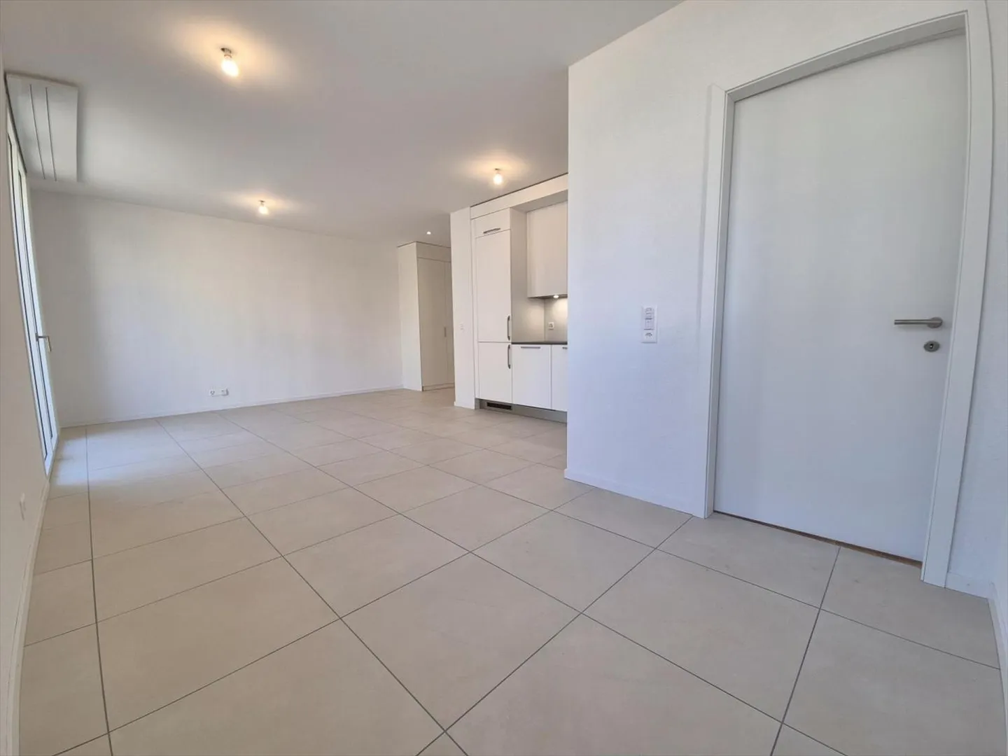 Ufer 2 - Appartement de 2,5 pièces au rez-de-chaussée - Photo 2 sur 8