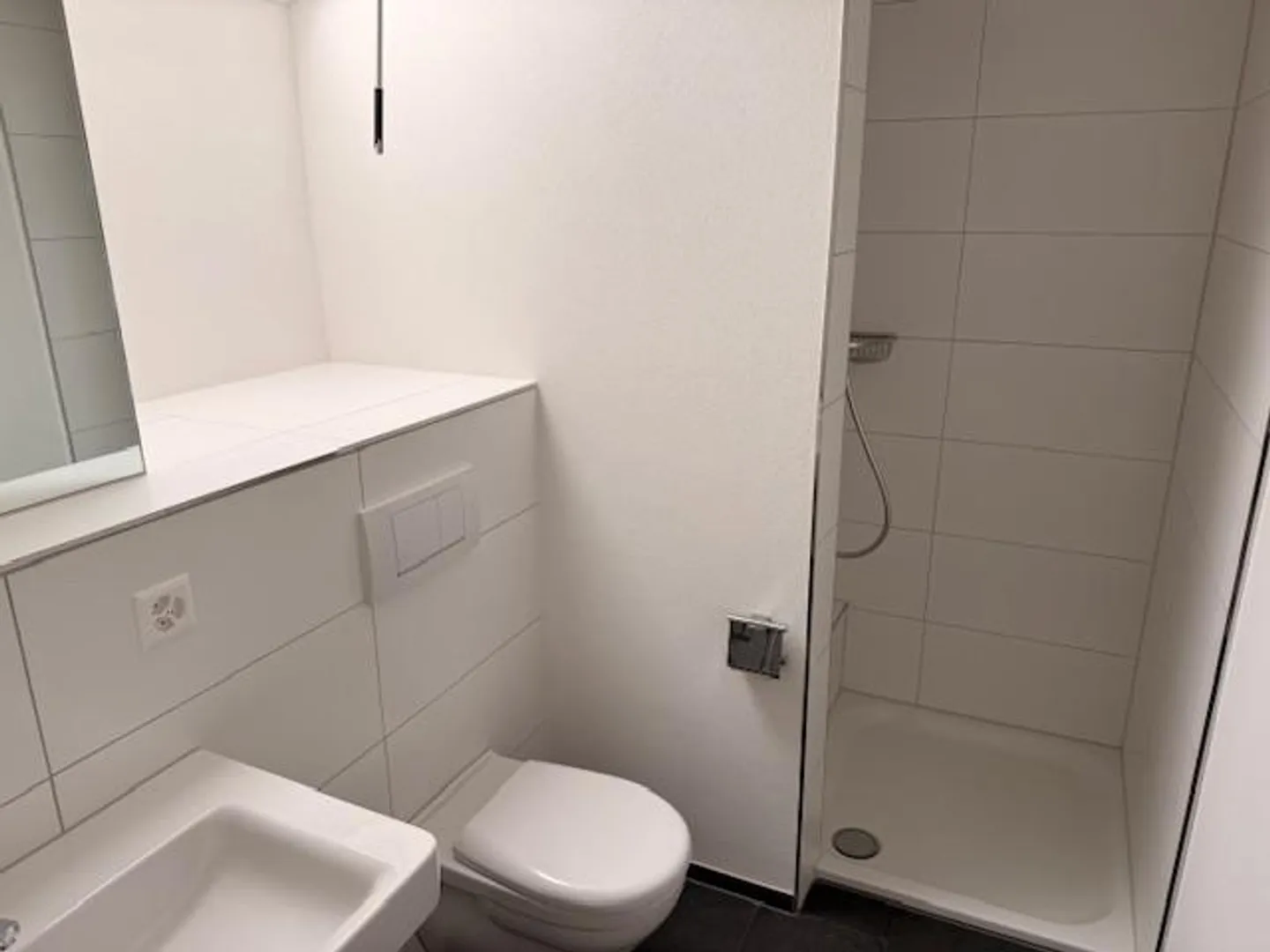 Double Family House - Photo 4 of 14