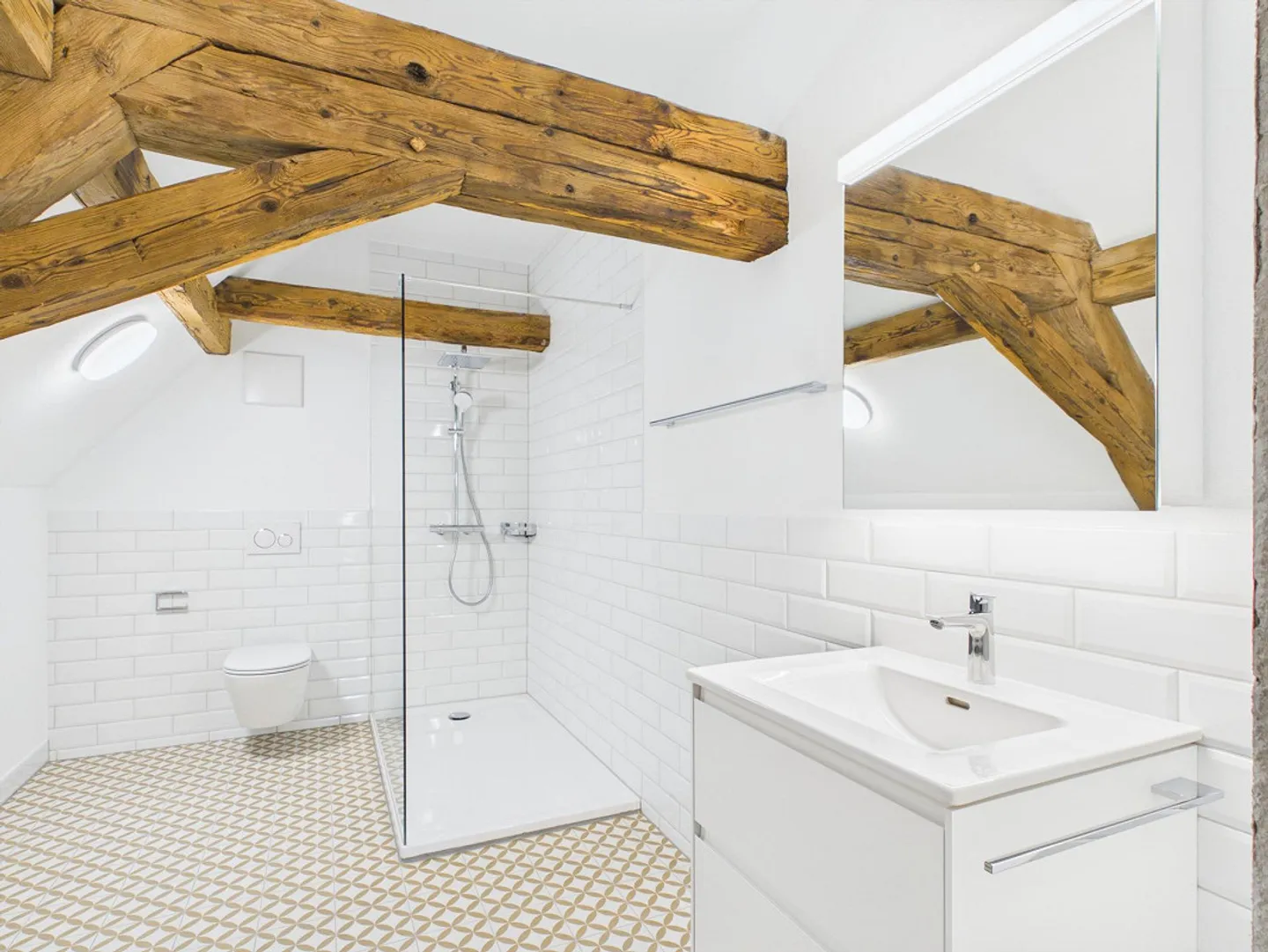 PREMIÈRE LOCATION - Appartement en duplex de 150 m² avec charme ancien - Photo 7 sur 8
