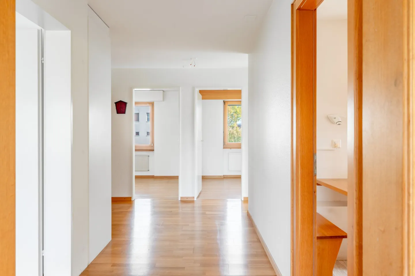 Ideal for first-time buyers, young couples or families - solid condominium - Photo 4 of 11