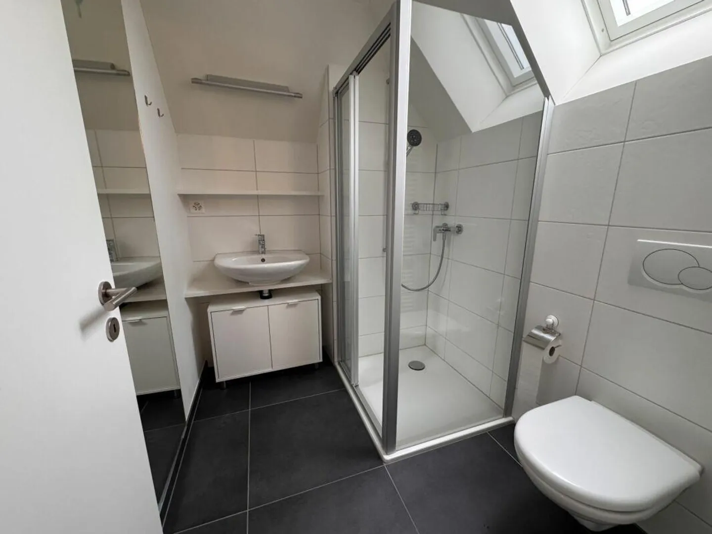 Charming 3.5 Room Maisonette Apartment - Photo 7 of 7