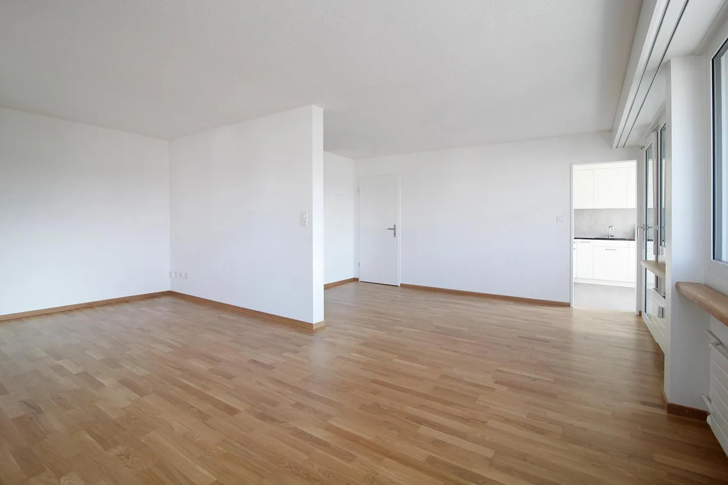 Living in a quiet residential area! - Photo 2 of 10