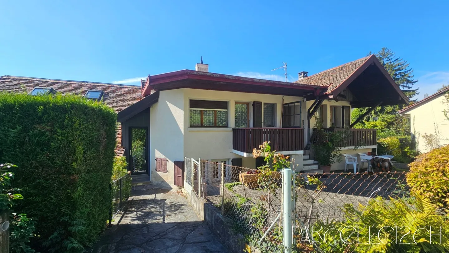 house to renovate - charm, volume and potential - Photo 2 of 13