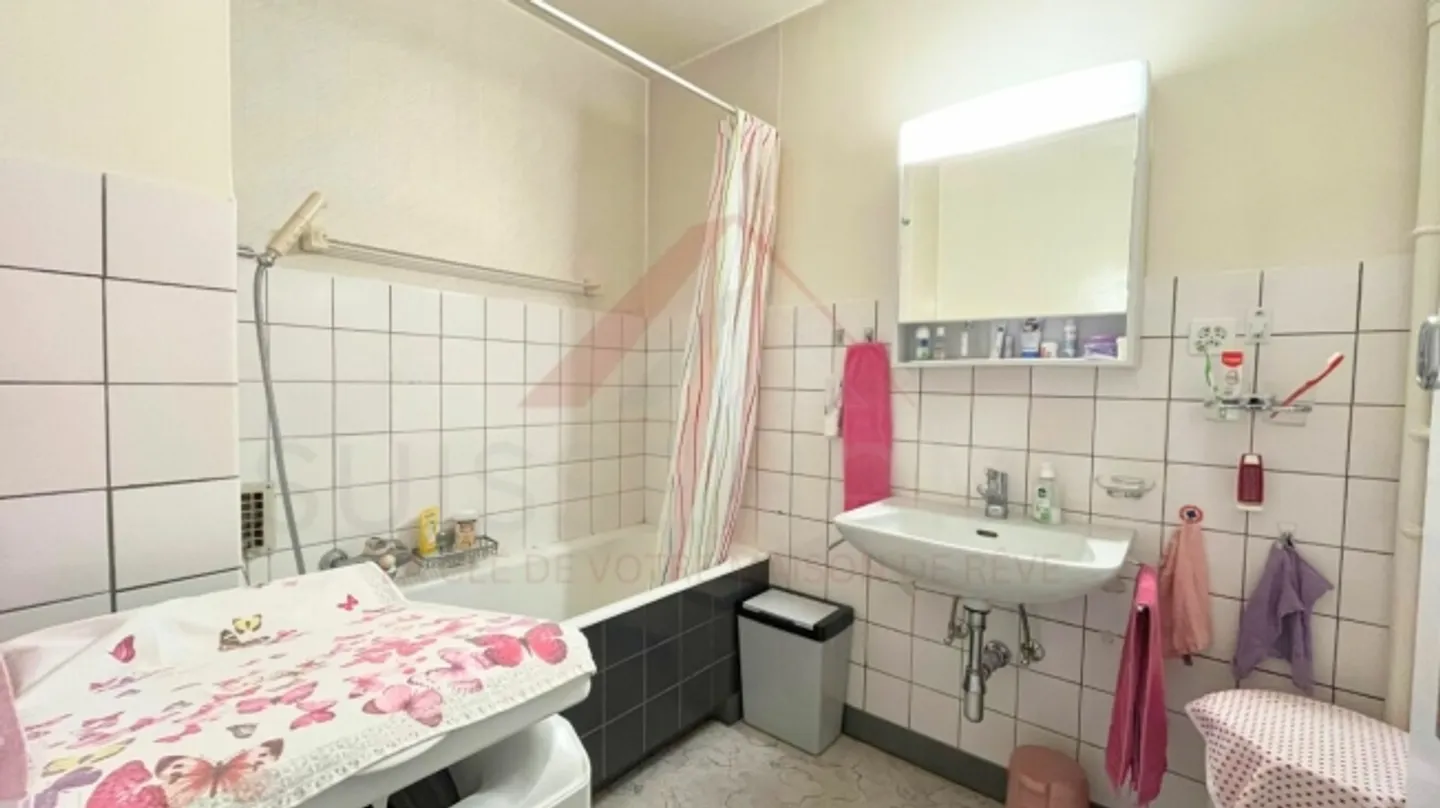 Appartement spacieux avec vue panoramique - Photo 15 sur 16