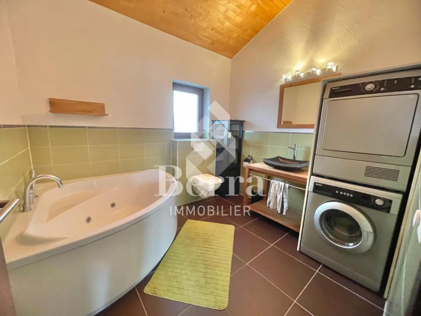 Wunderschöne Penthouse-Wohnung mit 3,5 Zimmern - Foto 10 von 13