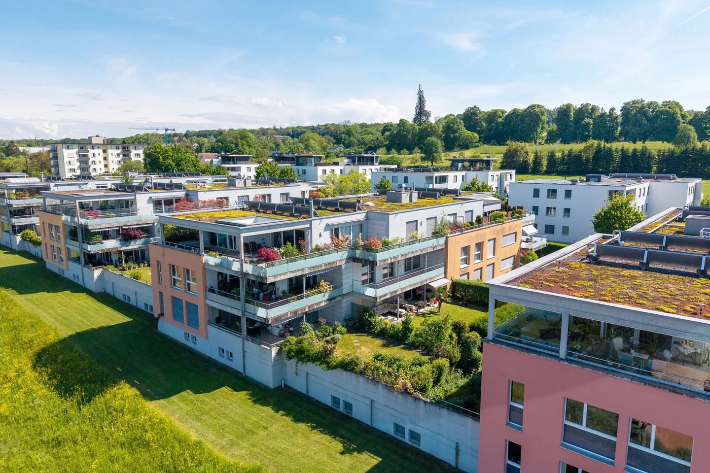 Panoramic View and Living Quality Above the Rooftops of Kreuzlingen - Photo 1 of 5