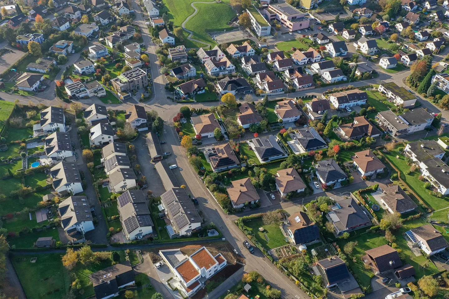 Einfamilienhaus mit grossem Garten im begehrten Einfamilienhausquartier - Foto 16 von 16