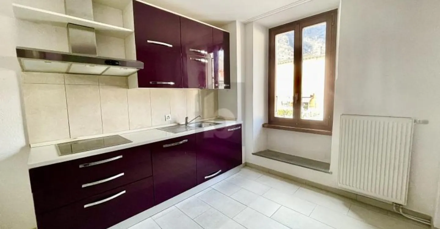 IMMEUBLE DE RAPPORT INTÉRESSANT DE 4 APPARTEMENTS - Foto 3 von 5