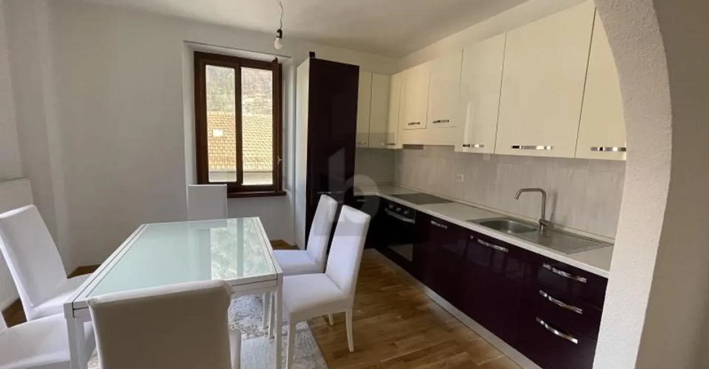 IMMEUBLE DE RAPPORT INTÉRESSANT DE 4 APPARTEMENTS - Foto 4 von 5