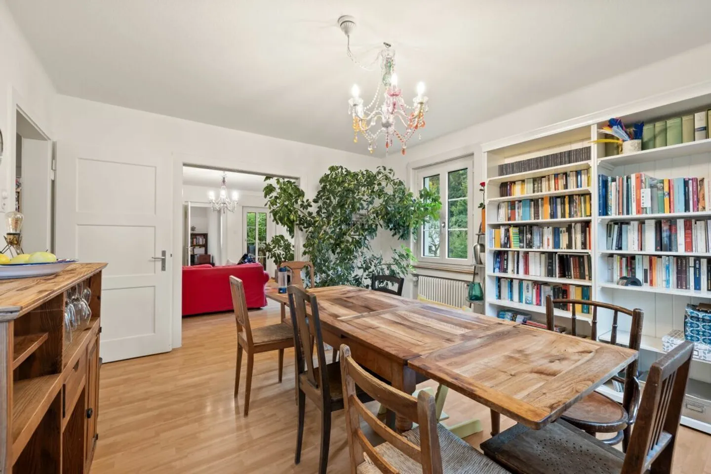 Zweifamilienhaus in Baden - Magischer Rückzugsort mit Mieteinnahmen - Foto 2 von 34