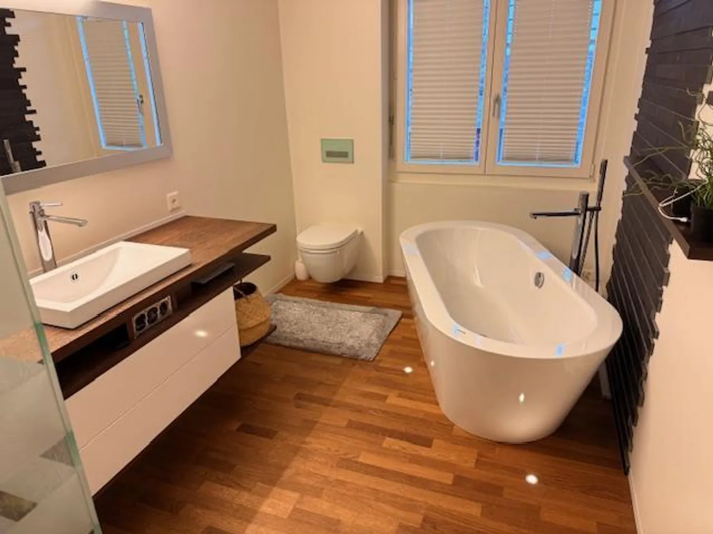 Double Family House - Photo 14 of 14