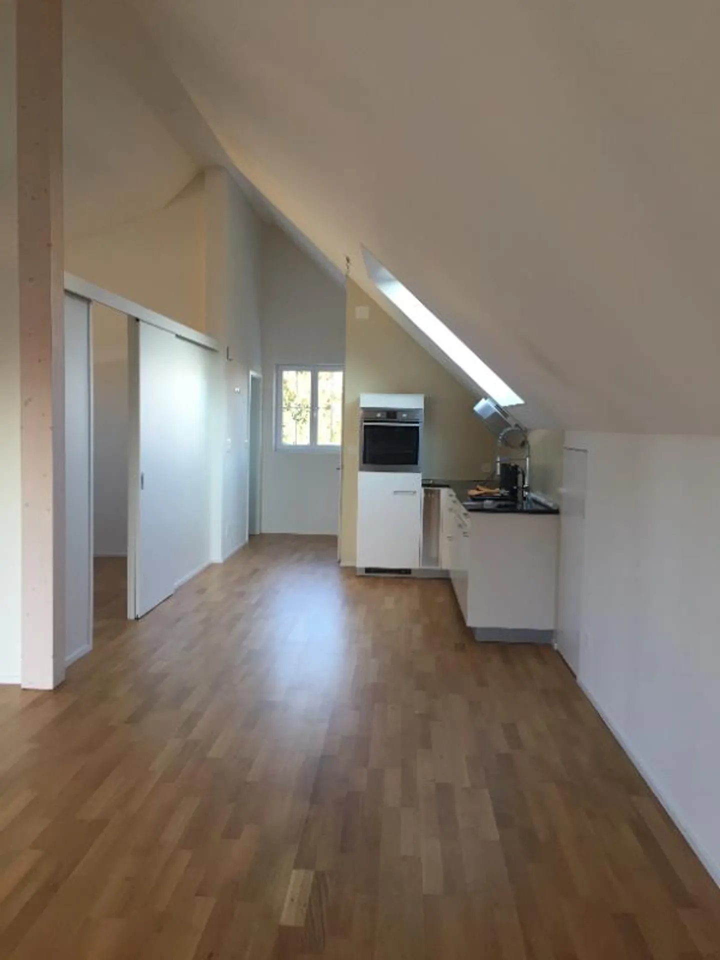 Appartamento mansardato di 2,5 stanze - Foto 2 di 5