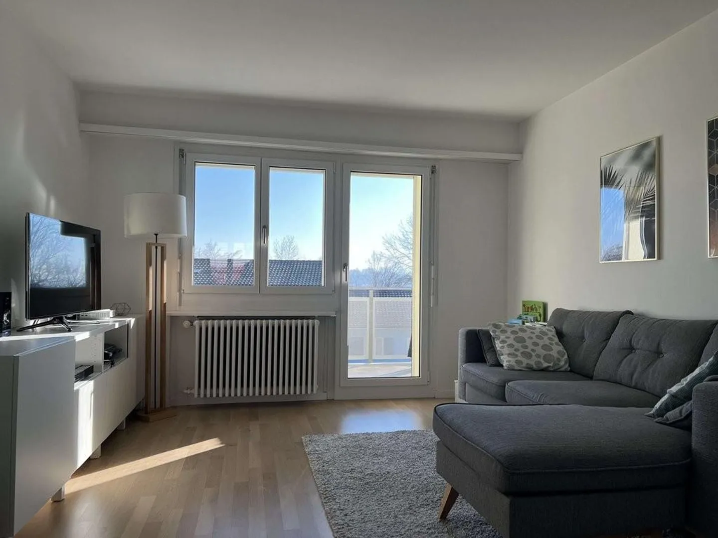 3-room apartment in the green for rent - Photo 2 of 8