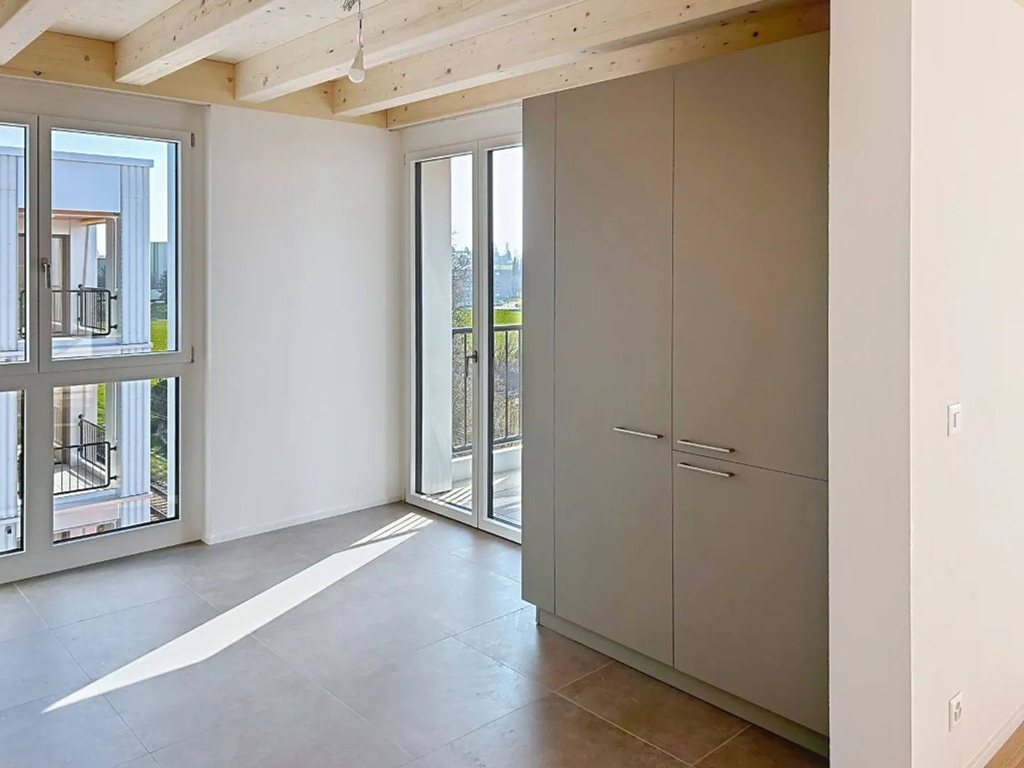 Modern Apartment Near Estavayer Station - Photo 7 of 11