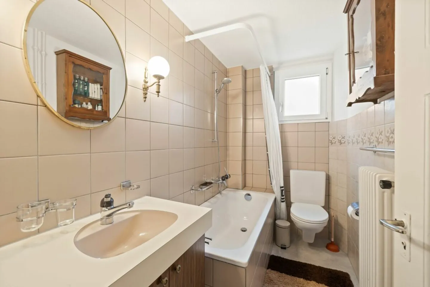 Zweifamilienhaus in Baden - Magischer Rückzugsort mit Mieteinnahmen - Foto 8 von 34