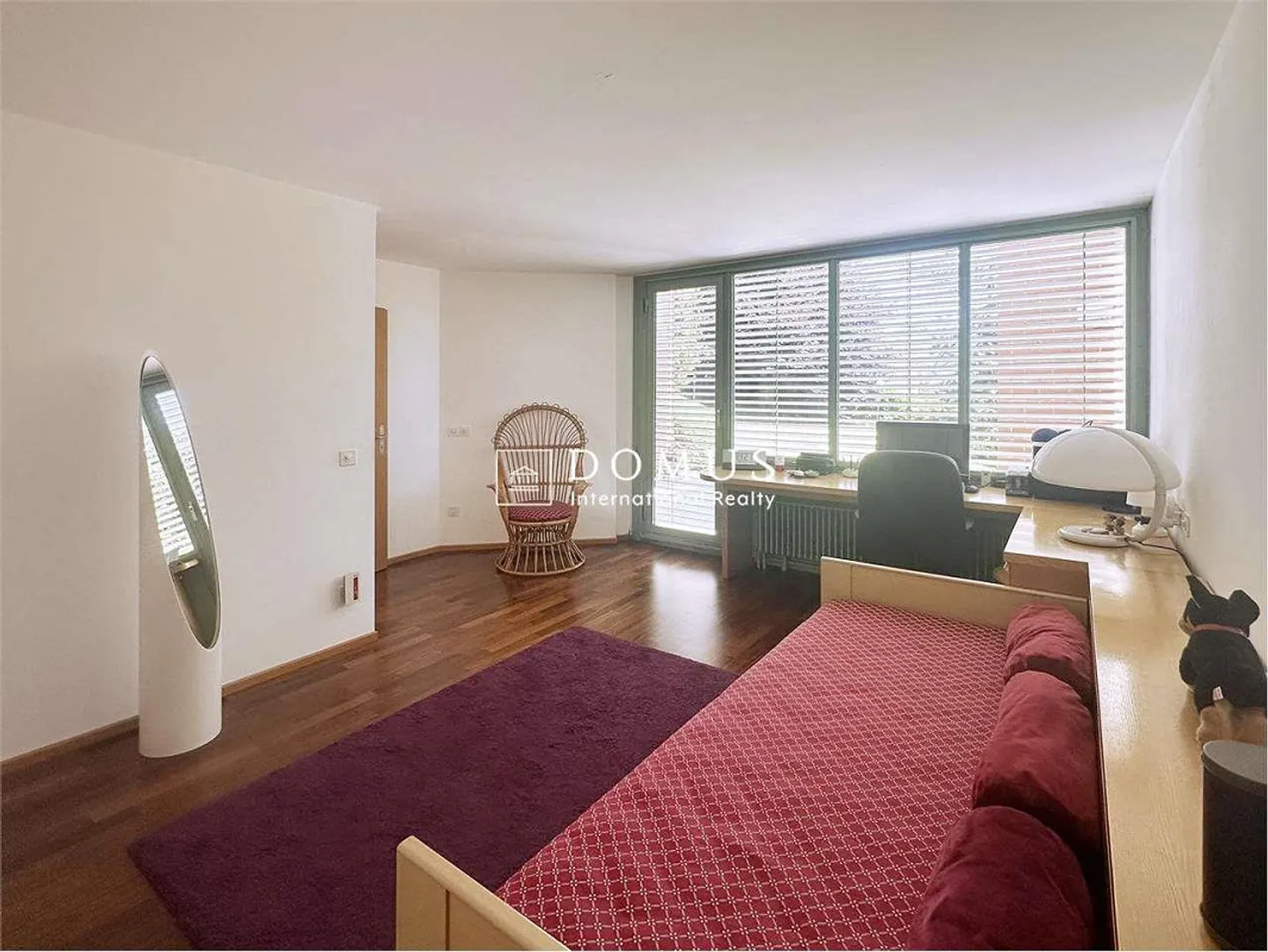 Architectural villa with panoramic view - Photo 11 of 13