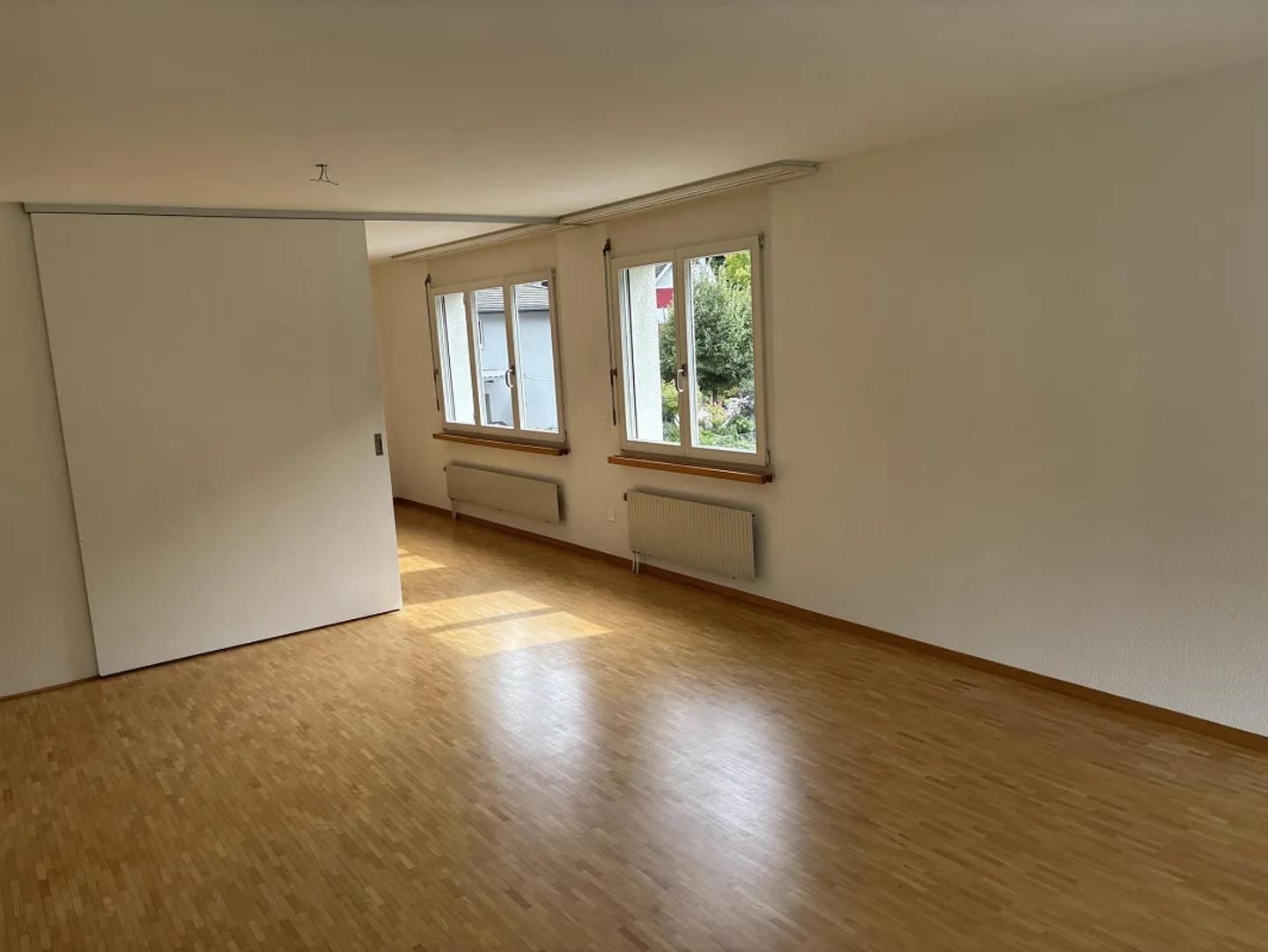 3 1/2 Zimmer Wohnung mit Garage - Foto 4 von 12