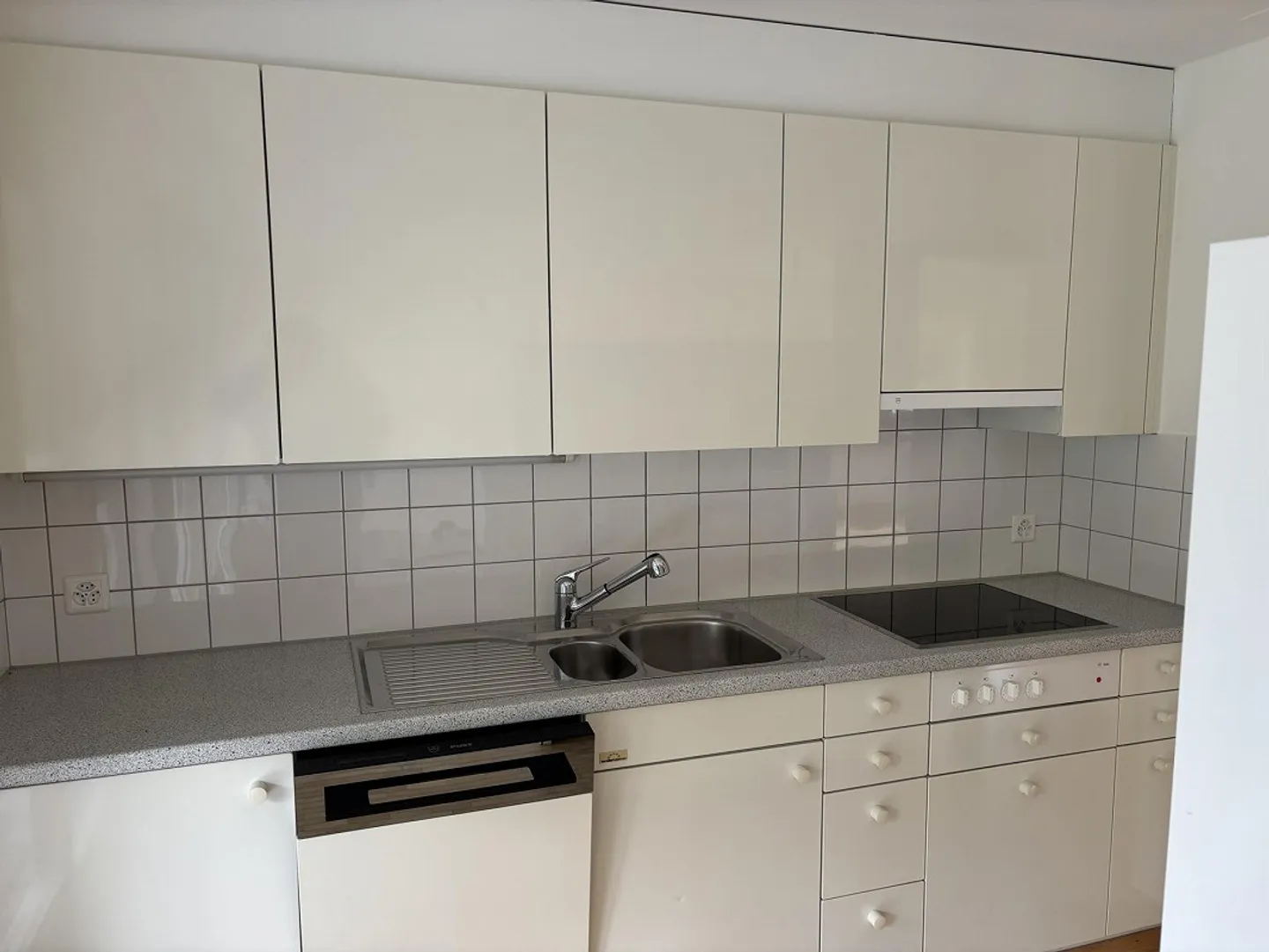 3 1/2 Zimmer Wohnung mit Garage - Foto 7 von 12