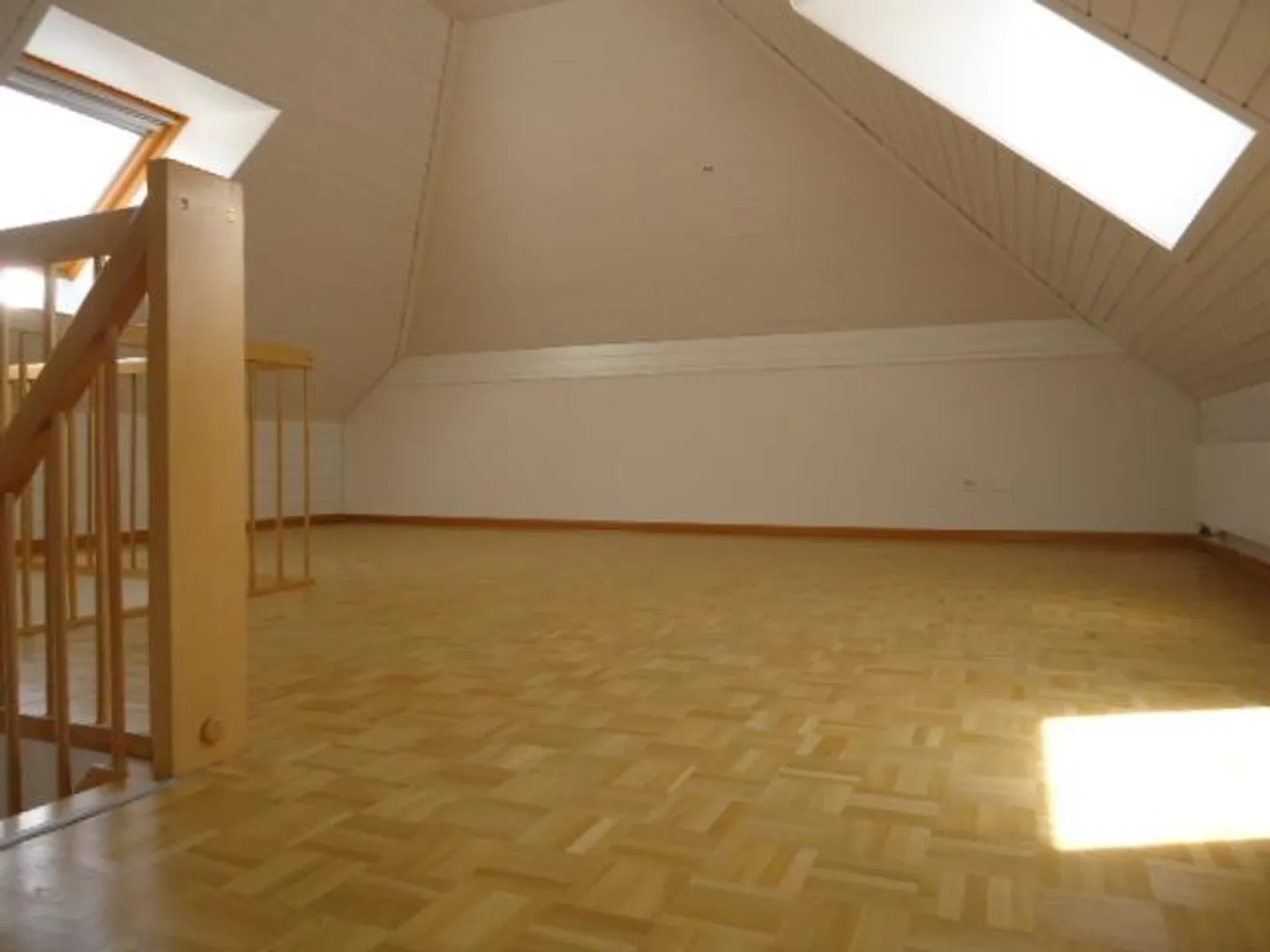 Gemütliche Dachwohnung mit Galerie - Foto 5 von 8