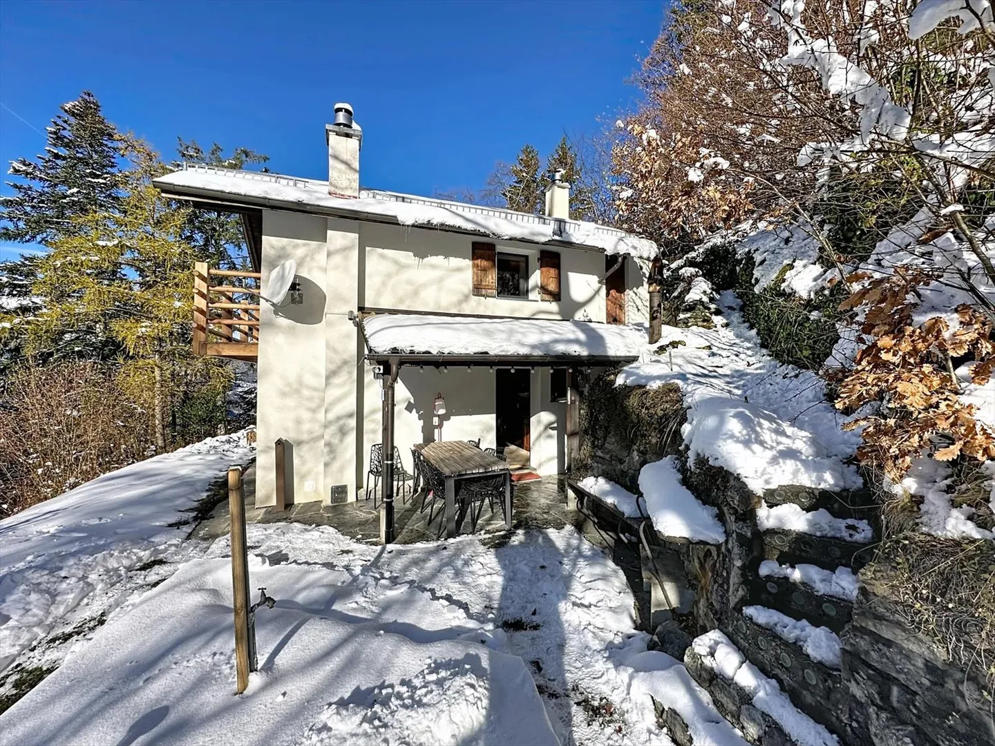 Vista panoramica sul Mont-Blanc e la Cime de l'Est - Foto 3 di 13