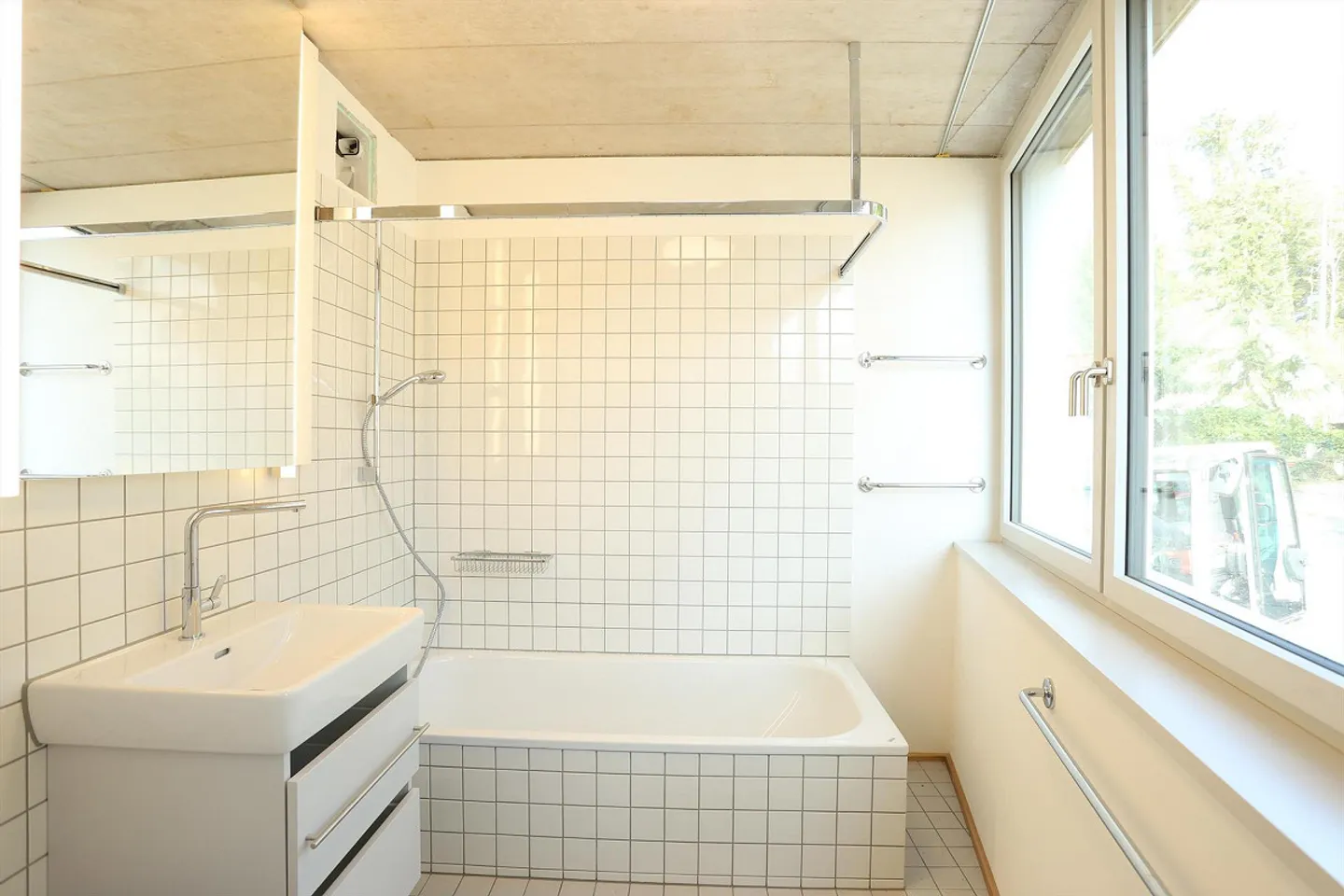 3.5 Room Apartment in Therwil - Photo 4 of 9