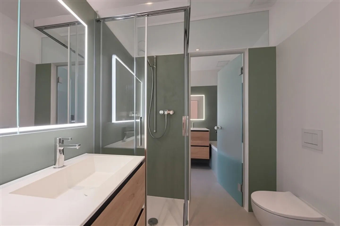 First rental of a dreamlike 5-room old building apartment after complete renovation - Photo 5 of 17