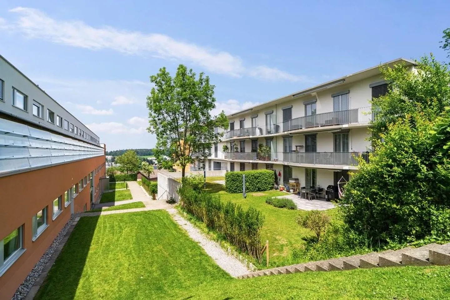St. Gallen, Achslen - Bright apartment on the top floor - Photo 2 of 7