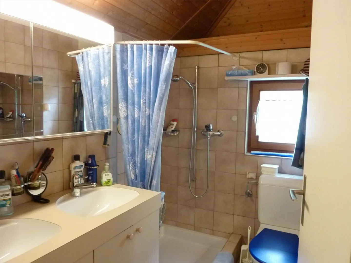 4 1/2 Zimmer-Wohnung mit Garten - Foto 9 von 11