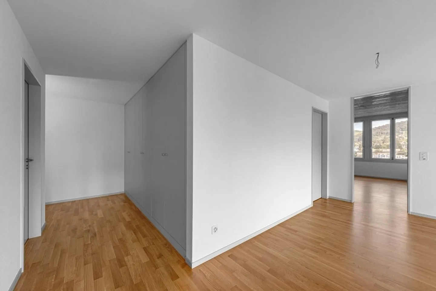 Appartement moderne de 3,5 pièces avec vue - Photo 7 sur 12
