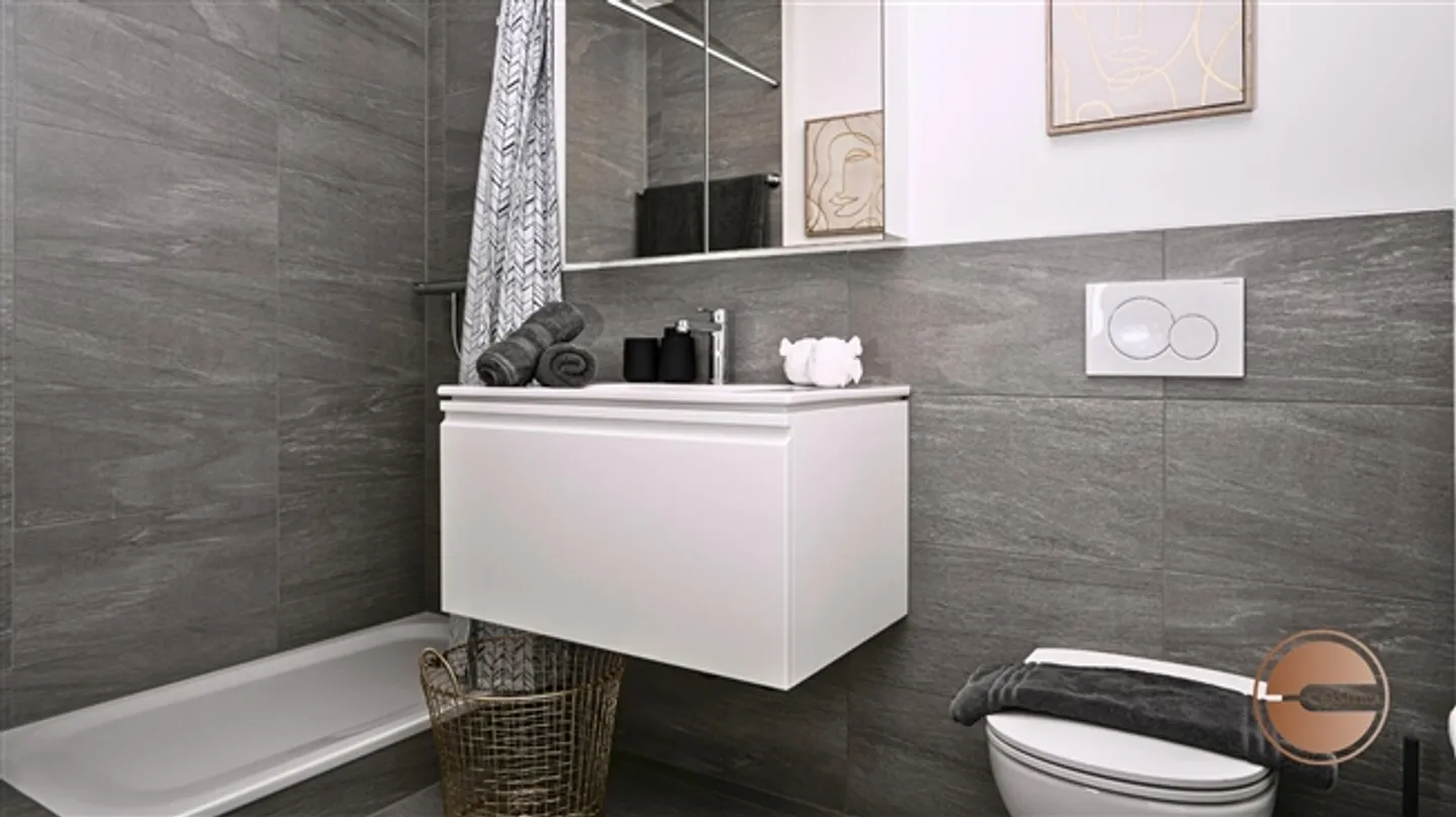 «GEMÜTLICHE 1-BEDROOM APARTMENT MIT BALKON IN FLUSSNÄHE» - Foto 12 von 14