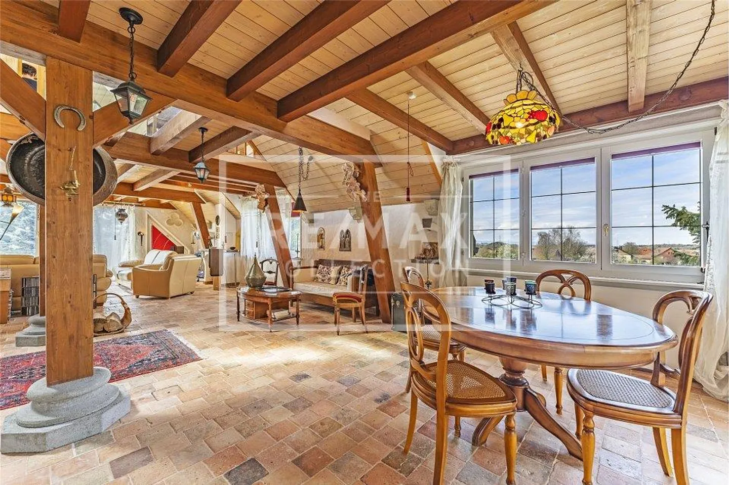 Luxurious Villa Near Lausanne - Photo 12 of 13