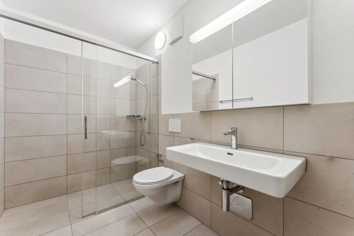 Appartement à louer - Photo 3 sur 4