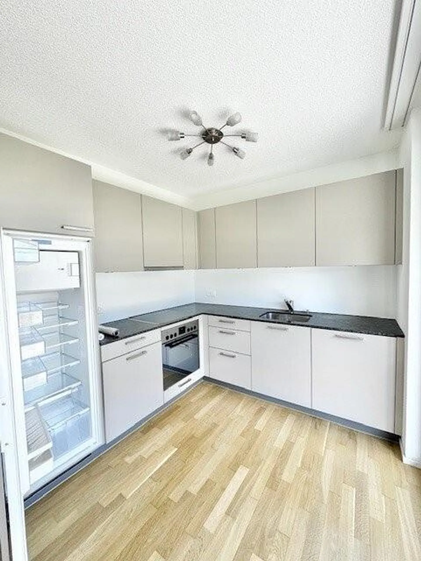 Moderne Wohnung in ruhiger Lage - Foto 3 von 8